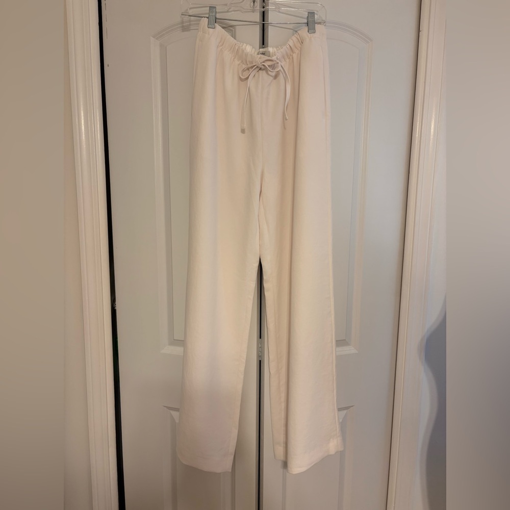 NWT Wilfred The Lodge Pant-Crepette in Light Birch. Size Medium Tall.